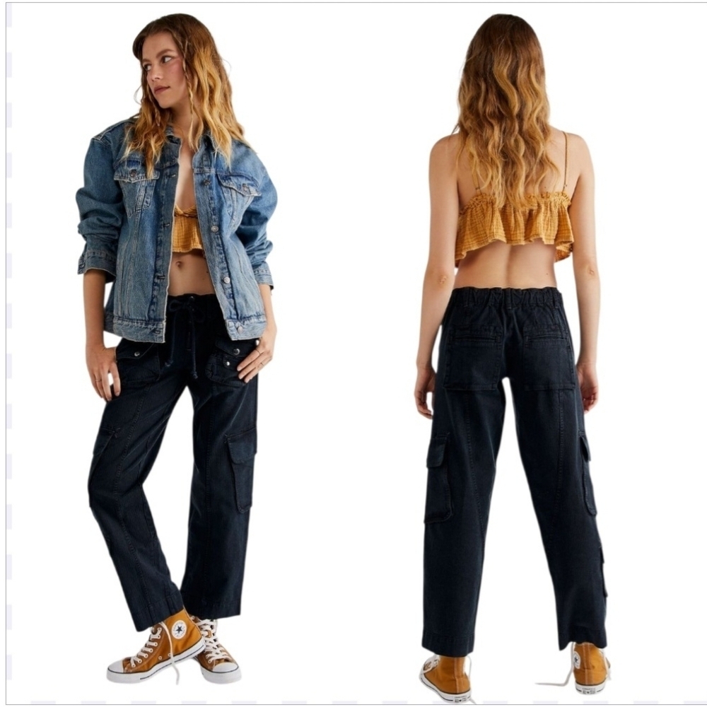 NWT Free People- Movement Pants Tahiti Cargo Black Relaxed Fit Medium